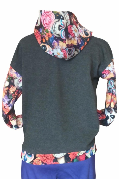 Bluza z kapturem czarna liście
