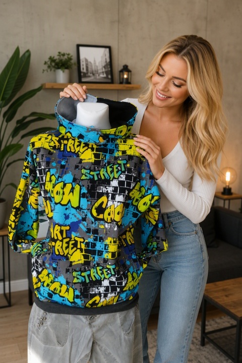 Bluza z kapturem grafitti